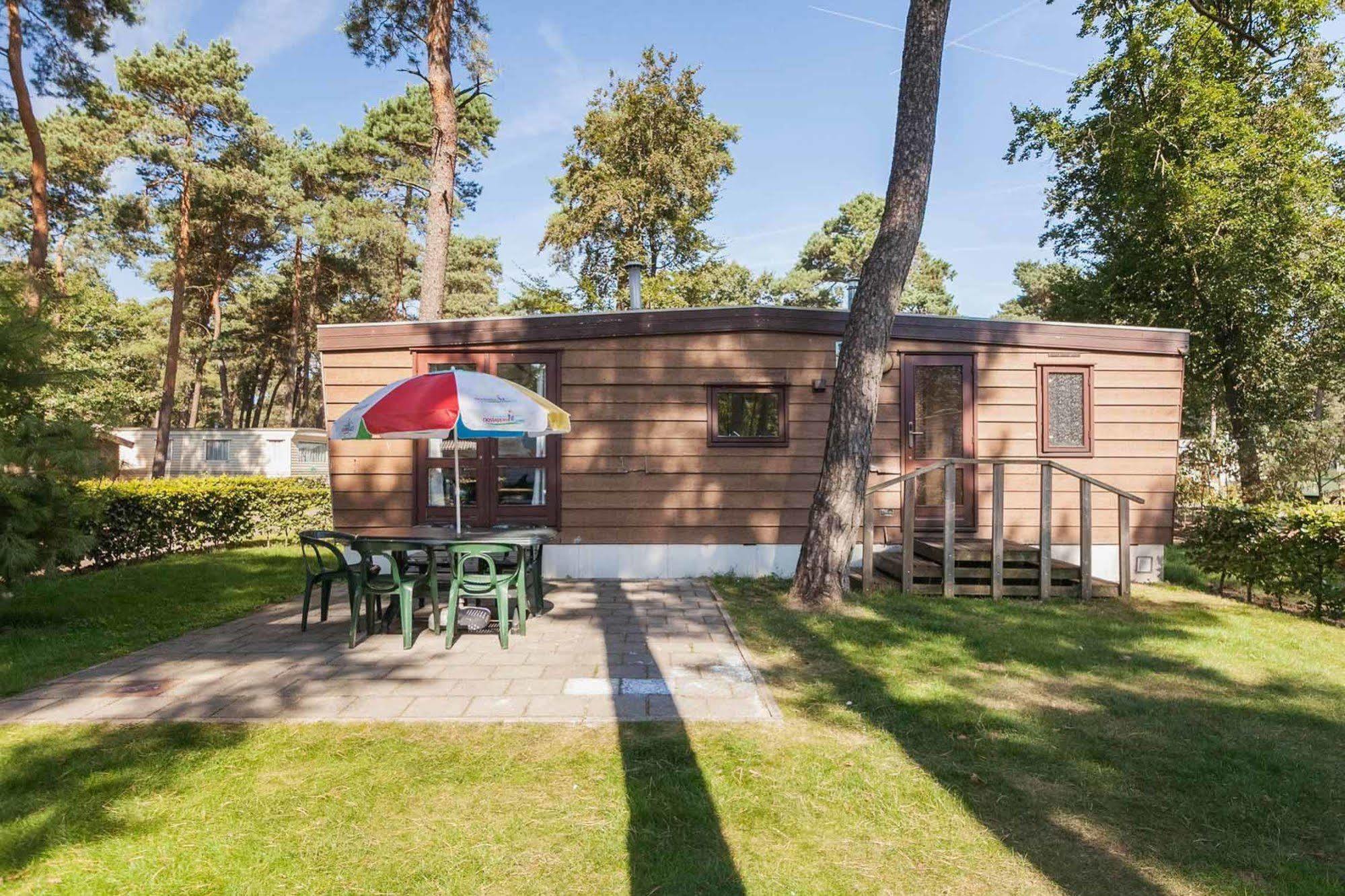 Oostappen Vakantiepark Arnhem Bv Exterior photo